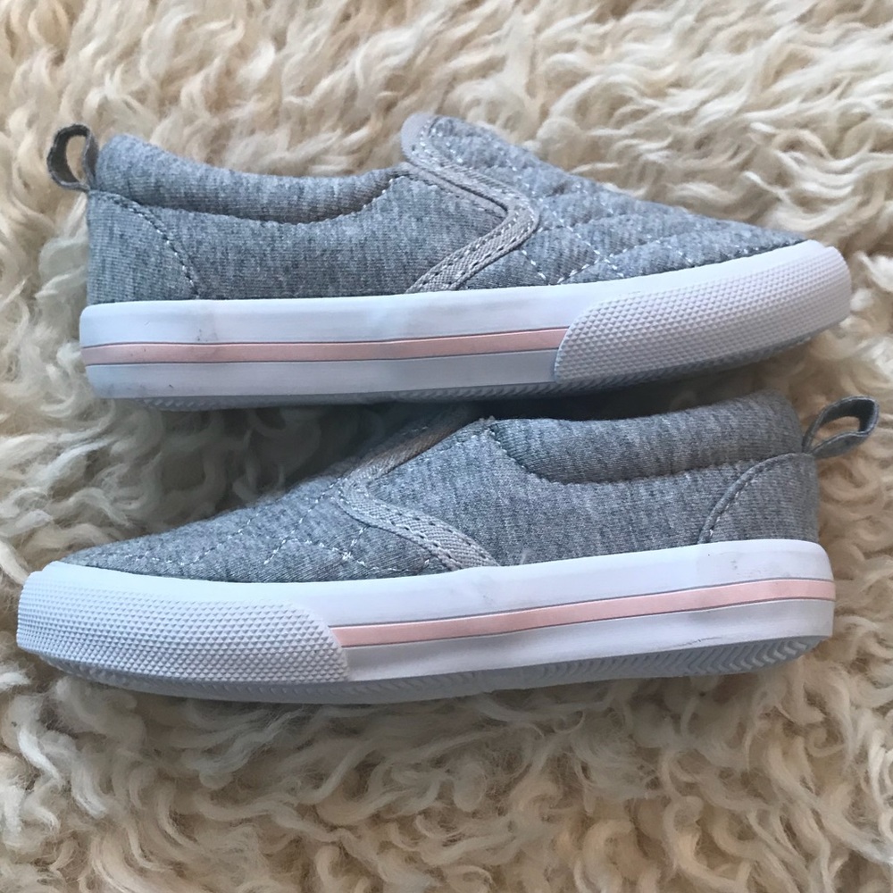 SOLD - NWOT Old Navy quilted slip-ons - Picture 6 of 8